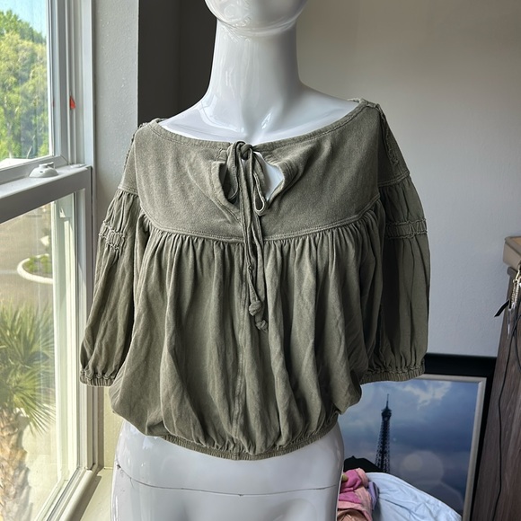WE THE FREE SHIRT TOP BLOUSE SIZE XS NWOT - Picture 1 of 6
